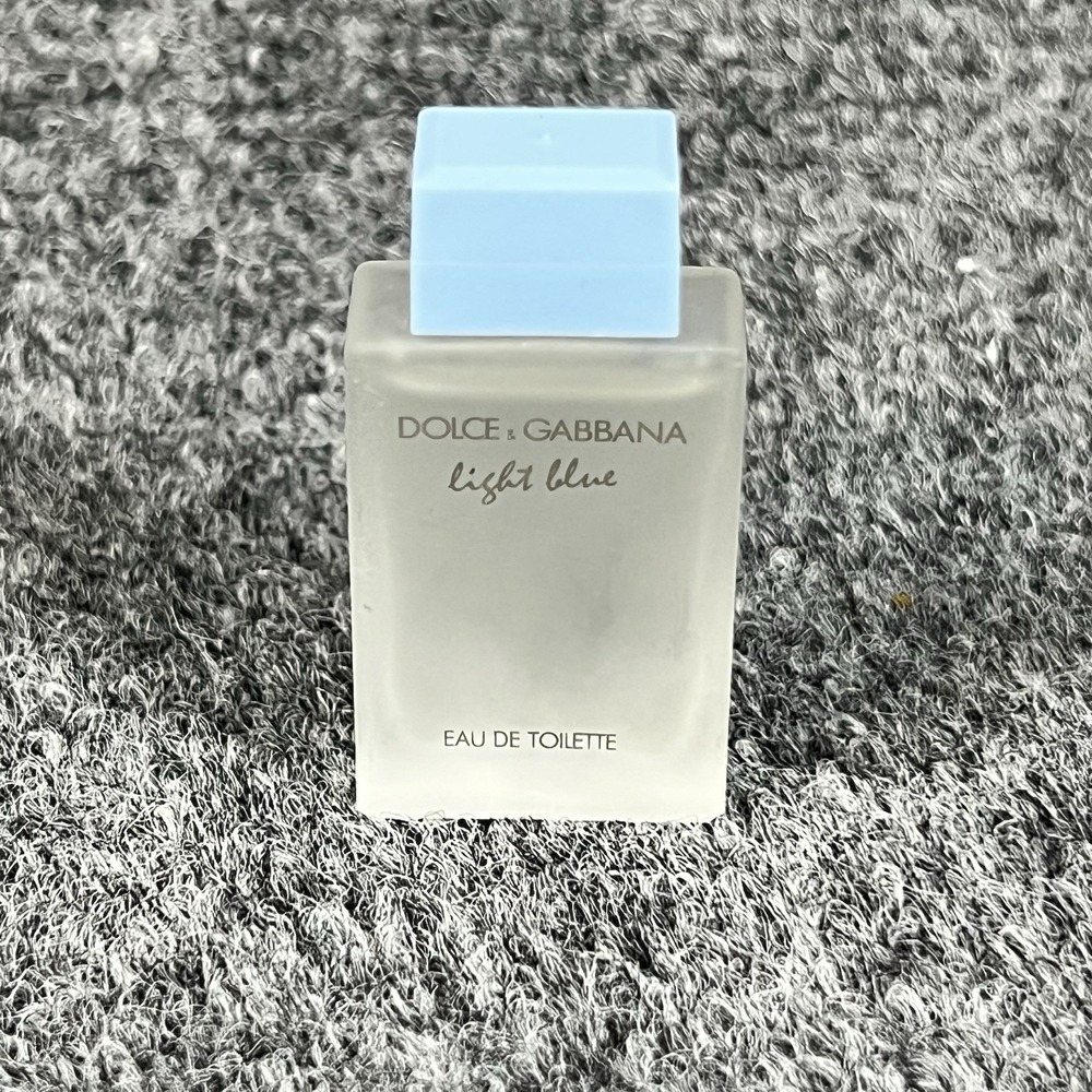 Dolce & Gabbana LIGHT BLUE Eau de Toilette Mini Splash Bottle 0.15 Oz